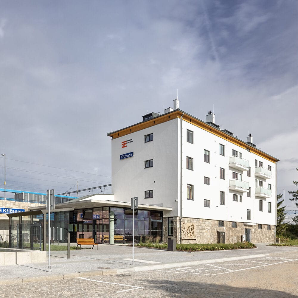 REKONSTRUKCE BUDOVY ŽELEZNIČNÍ STANICE, KŘIŽANOV