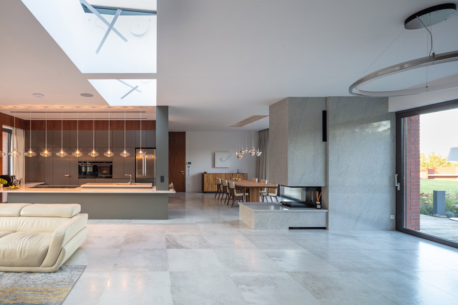 vila, chvalíkovice — fotografie 14