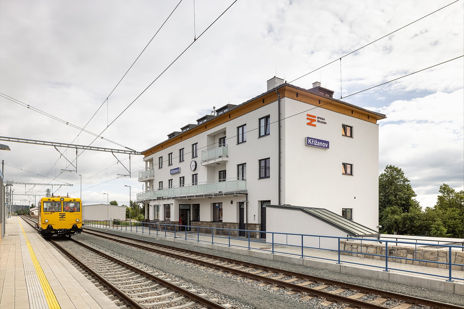REKONSTRUKCE BUDOVY ŽELEZNIČNÍ STANICE, KŘIŽANOV — fotografie 4