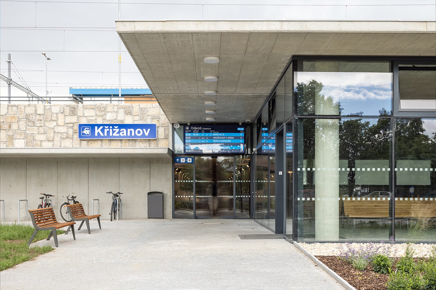 REKONSTRUKCE BUDOVY ŽELEZNIČNÍ STANICE, KŘIŽANOV — fotografie 5