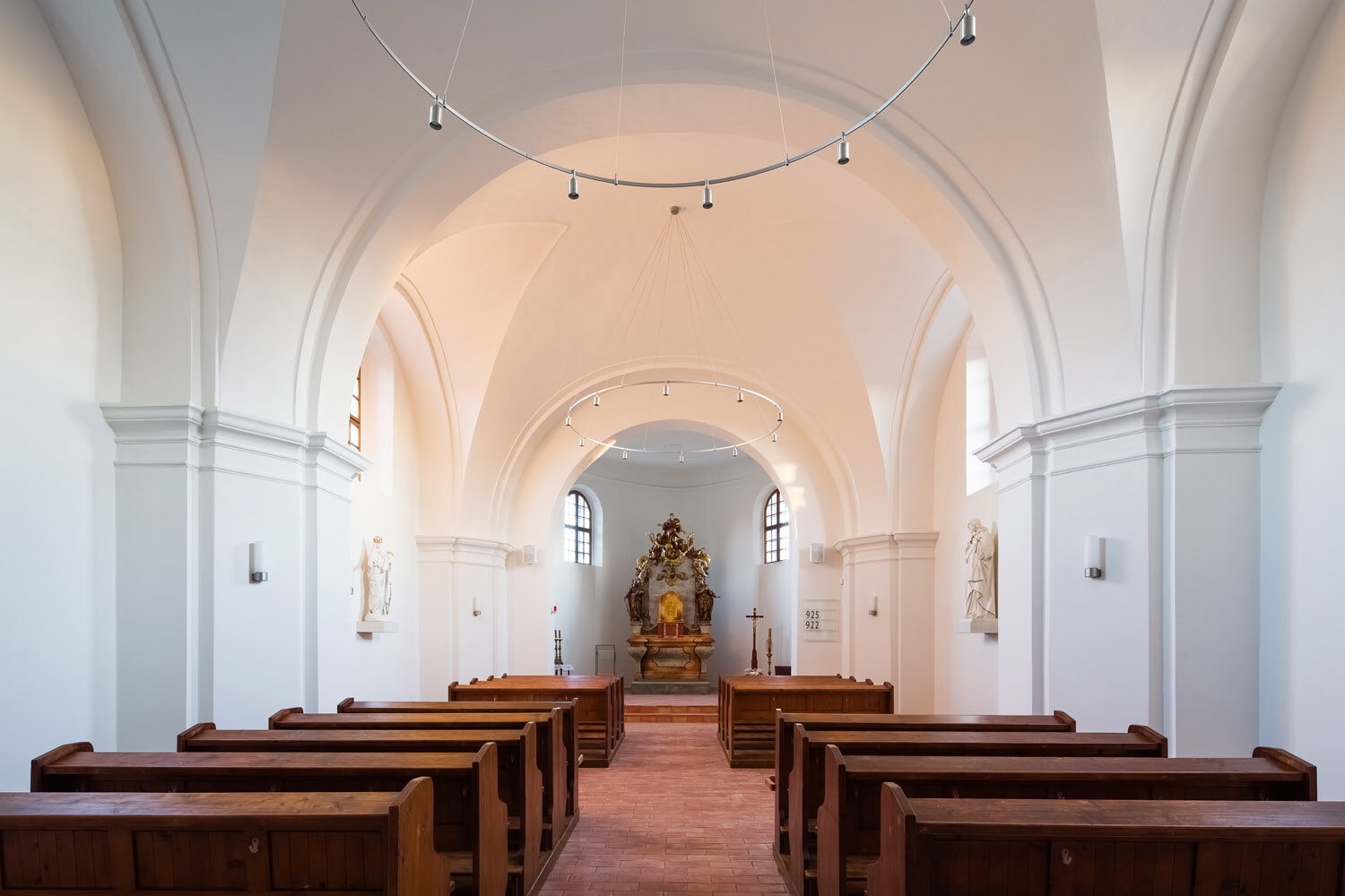OBNOVA KOSTELA NANEBEVZETÍ PANNY MARIE V MAŘATICÍCH — fotografie 4