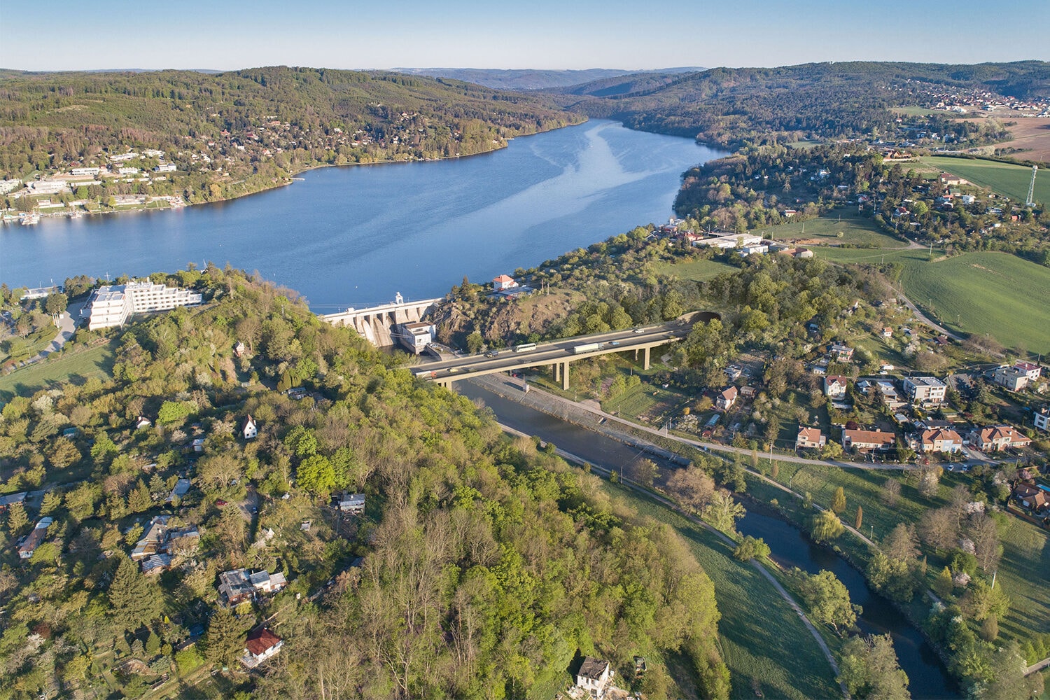 X 43 V ÚSEKU OD BOSONOH PO KNÍNIČKY, BRNO — fotografie 6