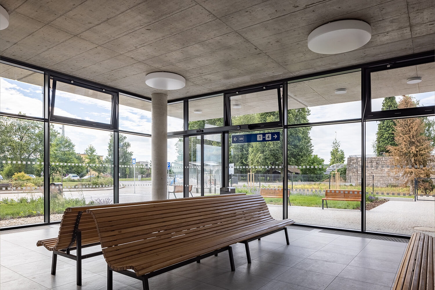 REKONSTRUKCE BUDOVY ŽELEZNIČNÍ STANICE, KŘIŽANOV — fotografie 11