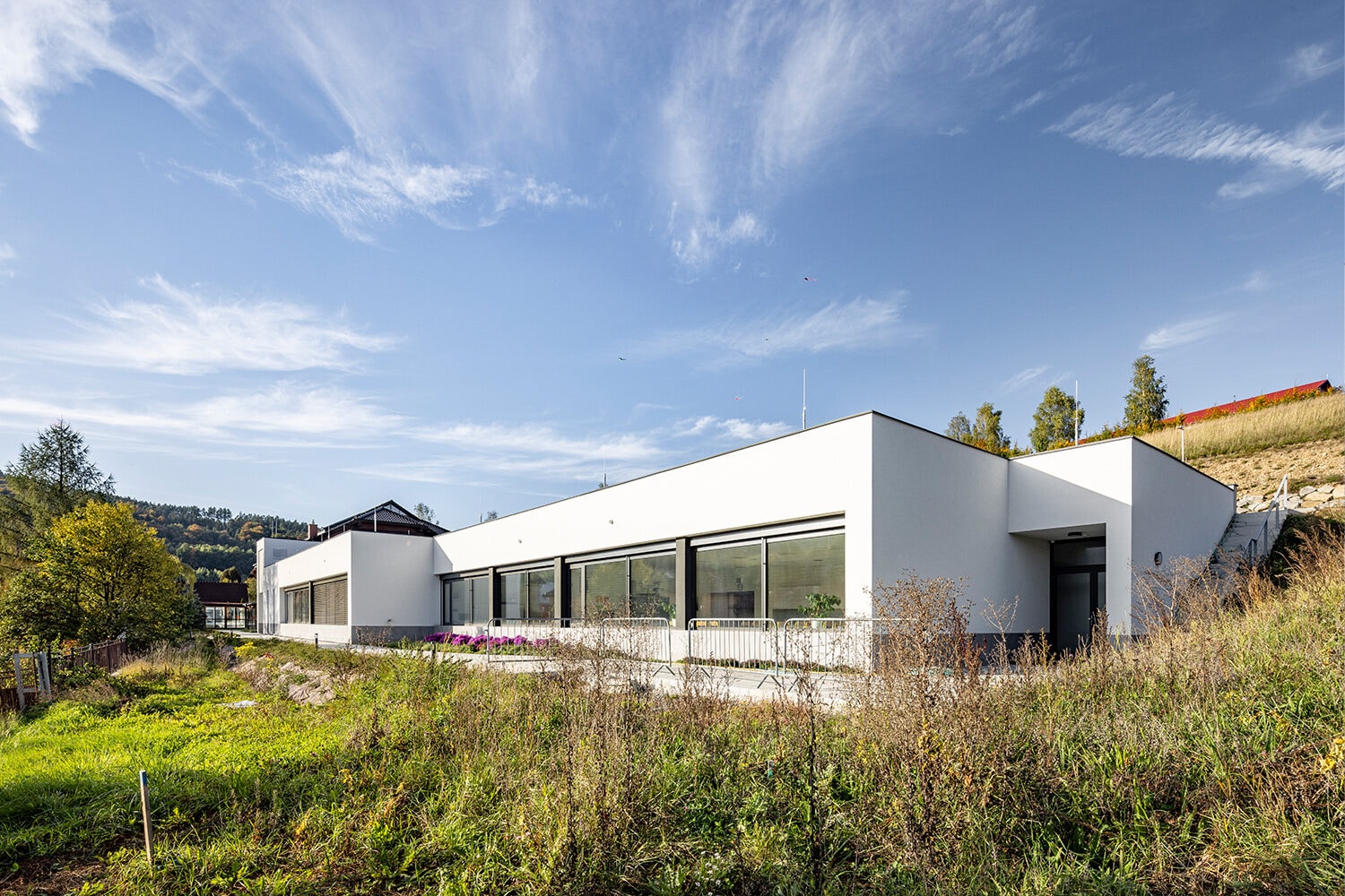 PŘÍSTAVBA ZÁKLADNÍ ŠKOLY, KATEŘINICE — fotografie 3
